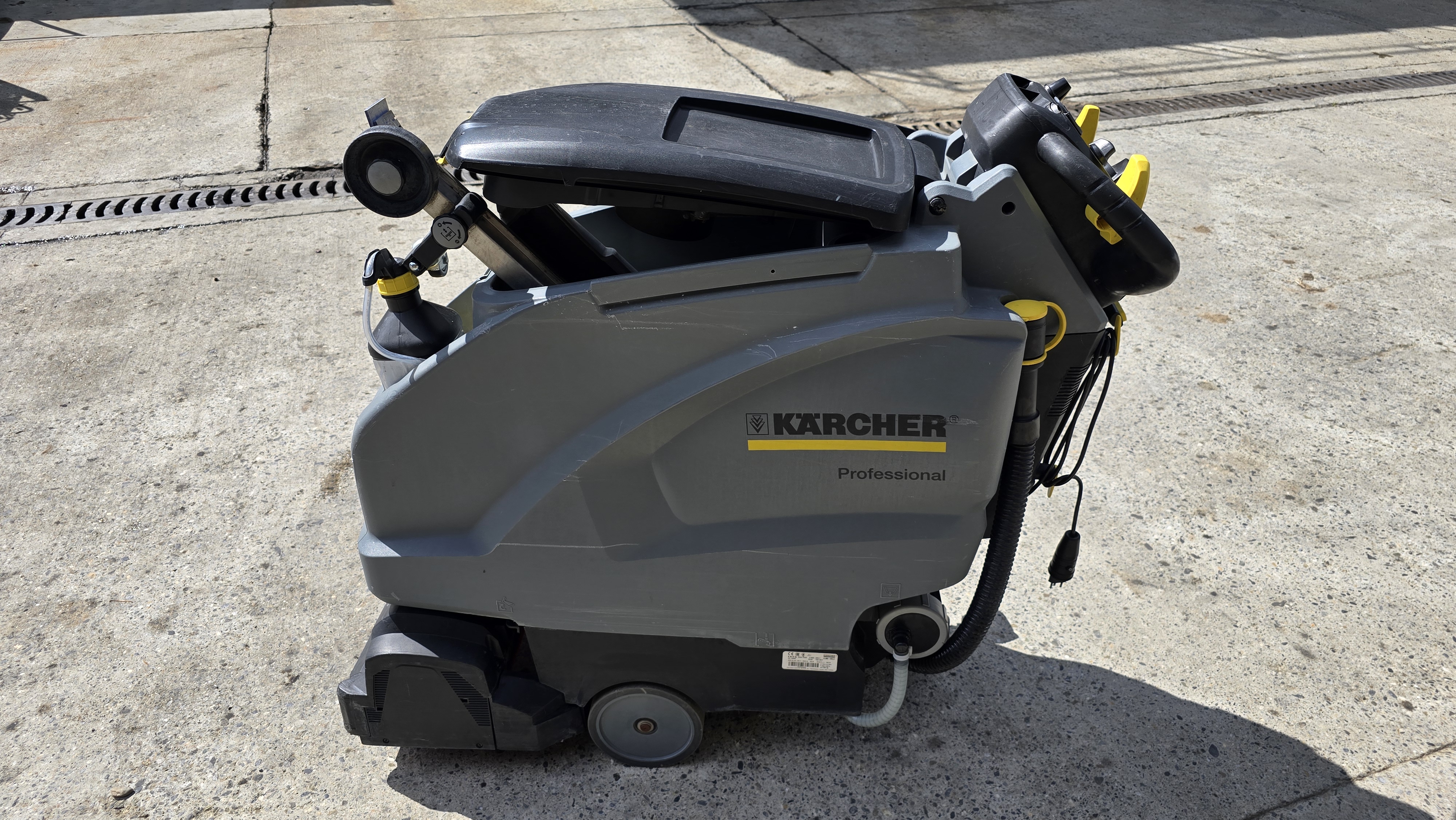 Photo de Autolaveuse  Kärcher B 40 avec tête R 55